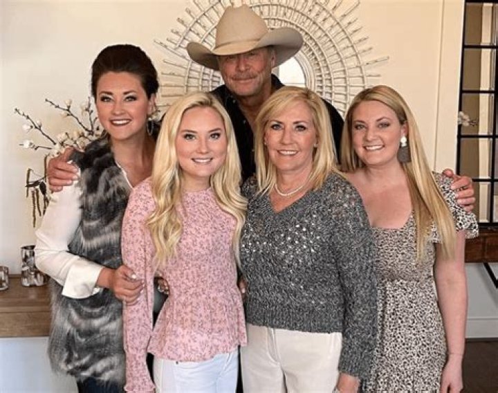 Exploring the Family Life of Alan Jackson: A Glimpse Through Photos