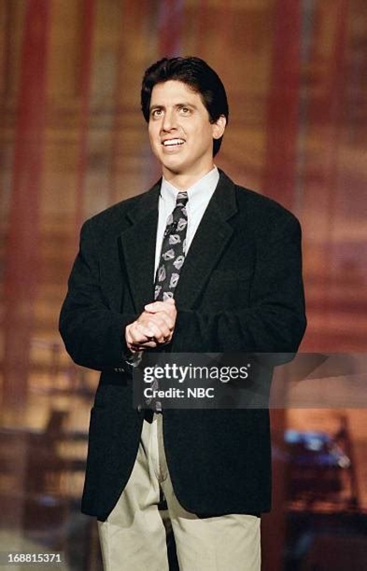 Understanding the Life and Career of Comedian Ray Romano: From Stand-Up to Television Fame