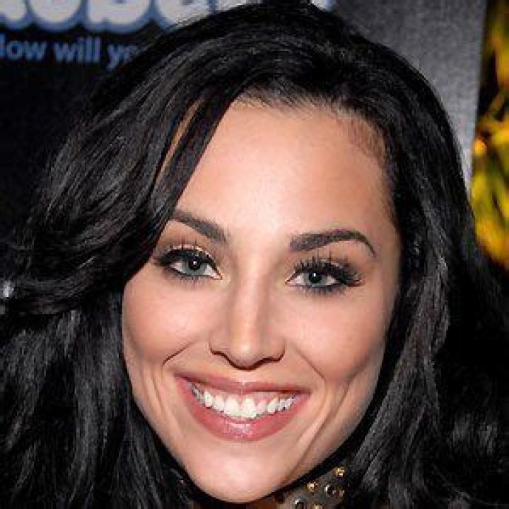 Crissy Henderson: The Rising Star Redefining Hollywood's Landscape