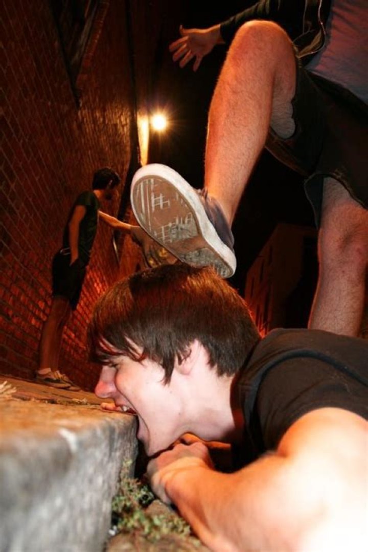 Curbstomp: The Ultimate Guide to Understanding Its Meaning, History, and Impact