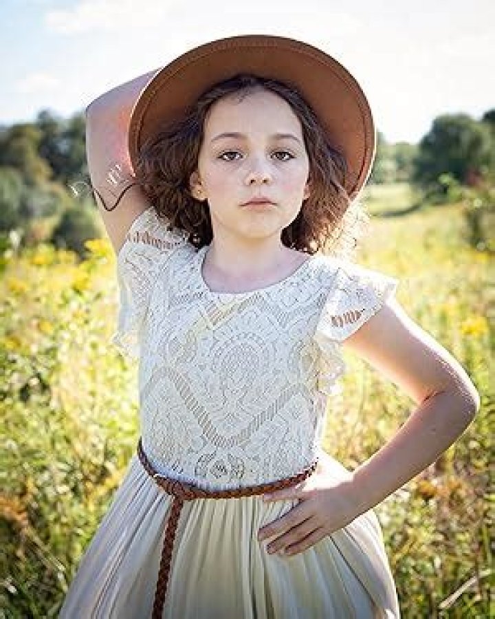 Emma Christina Newell: A Rising Star in the Spotlight