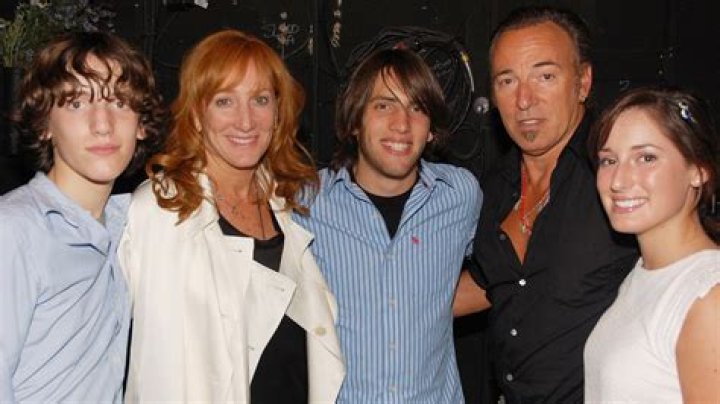 Evan James Springsteen: A Deep Dive into the Life of Bruce Springsteen's Son
