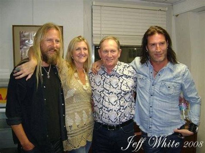 Jerry Cantrell's Son: The Legacy of a Rock Icon and His Family