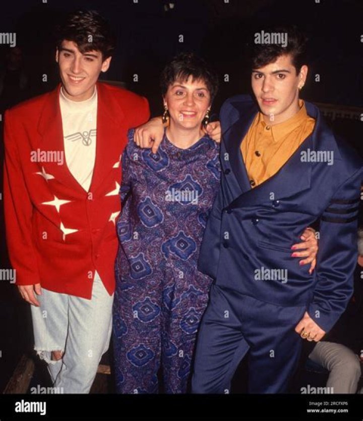 Understanding Jonathan Knight's Mom's Age: A Deep Dive into Family and Legacy