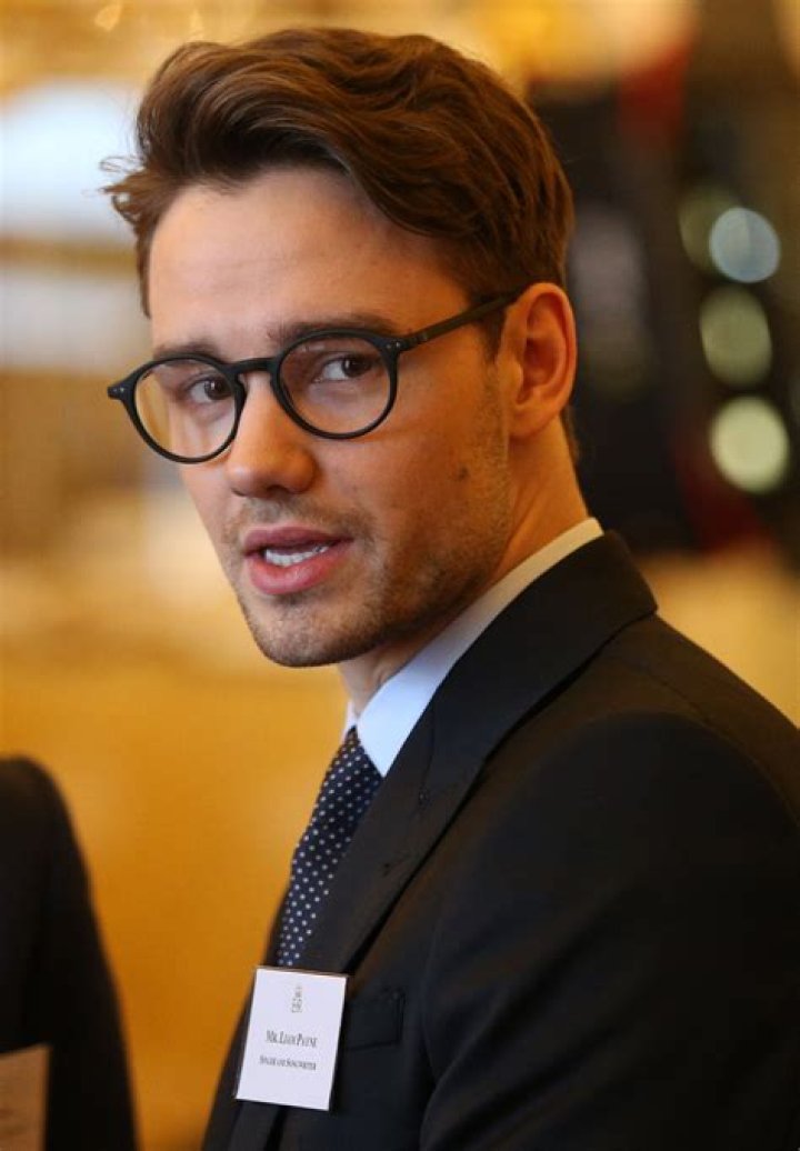 Liam Payne Glasses: A Stylish Accessory That Defines His Look