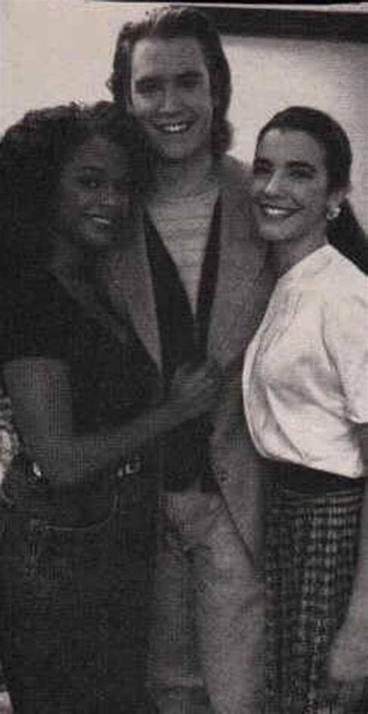 Mark Paul Gosselaar and Lark Voorhies: A Deep Dive into Their Lives and Careers