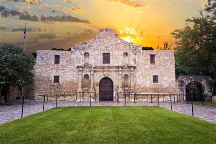 Photos of the Alamo: A Journey Through History