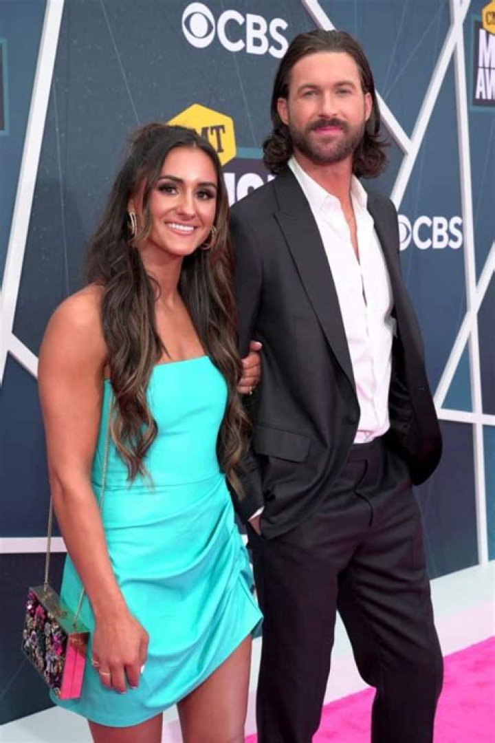 Riley Green: A Look into His Wife and Kids – Family Life of the Rising Country Star