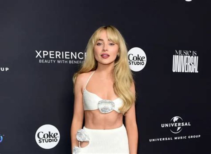 Sabrina Carpenter: Discover Her Weight and Height Along with Fascinating Insights