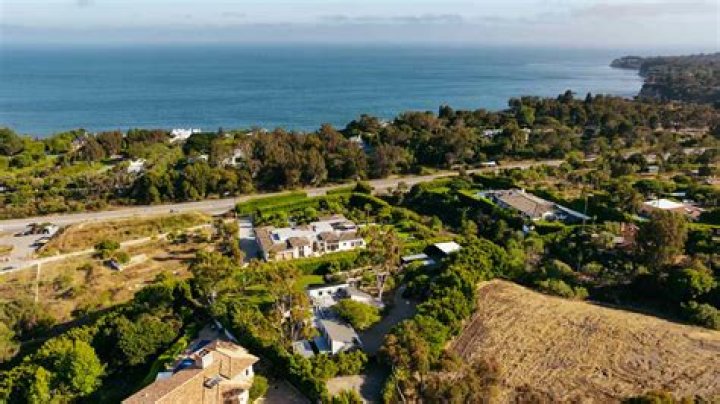 Shannen Doherty's Malibu House Address: A Glimpse into the Life of the Iconic Actress